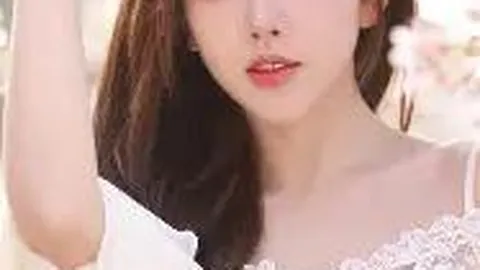 周杰伦惊喜助阵五月天跨年演唱会，共同演绎经典曲目